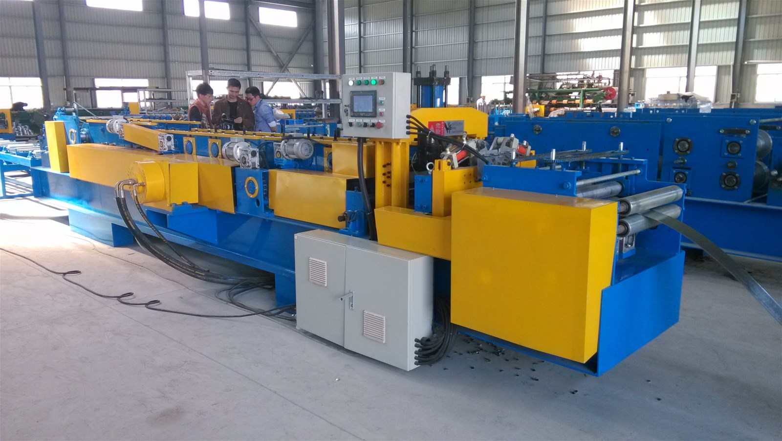 Automatic interchangeable c z purlin forming machine made in China