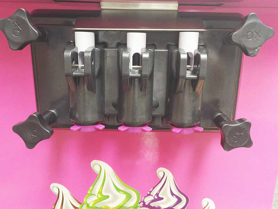 Softy Ice Cream Making MachineYogurt Ice Cream MachineR22 Steel ice cream machine with 3 flavor