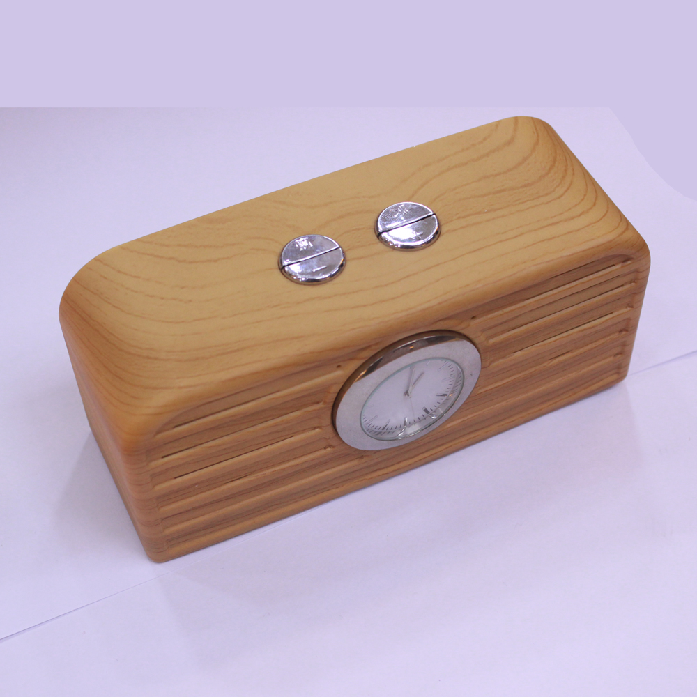2017 newest high quality Hotel alarm clock wireless wooden bluetooth speaker with FM radio USB
