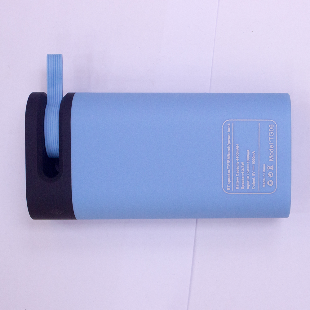 portable wireless led light lamp bluetooth speaker battery charger with FM Radio flashlight 4400mah power bank portable wireless led light lamp bluetooth speaker battery charger with FM Radio flashlight 4400mah power bank