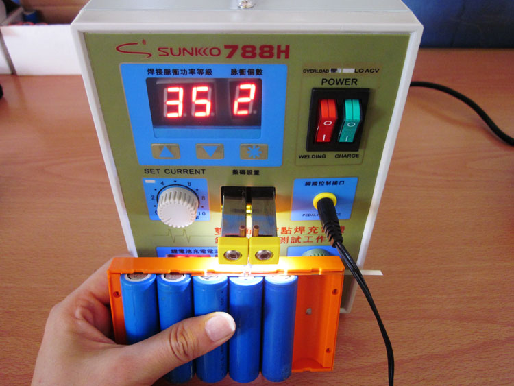 788H Battery Spot Welder Test Battery Charger