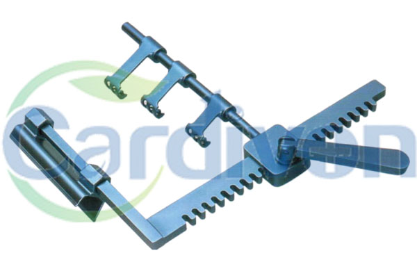CARDIVON Sternal Retractor
