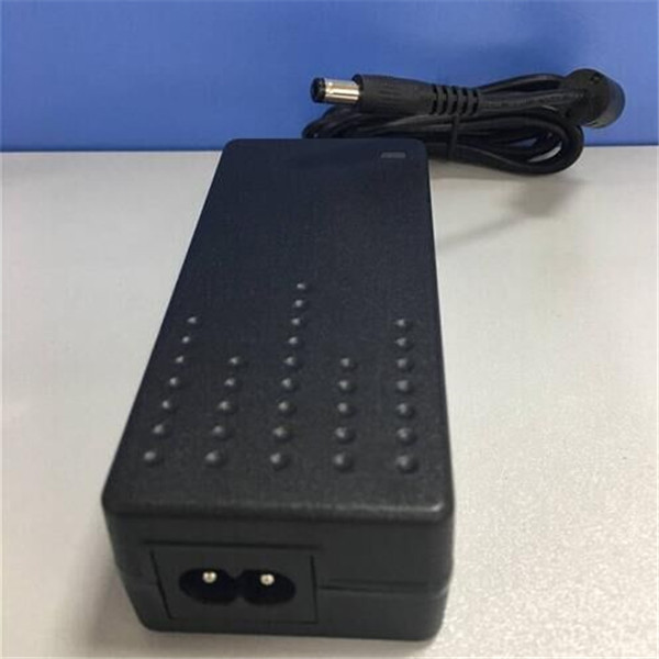 OEMODM customized design high performance desktop adapter with many types of plug