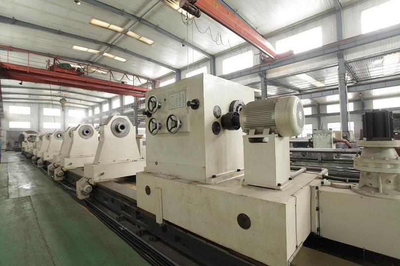 deep hole boring machine