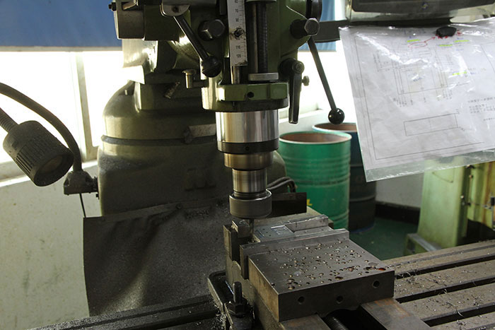 China precision mold components manufacturer