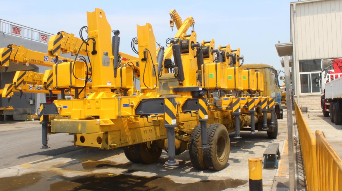 Truck Mounted Crane SQ5ZK3Q Loading Capacity 5t