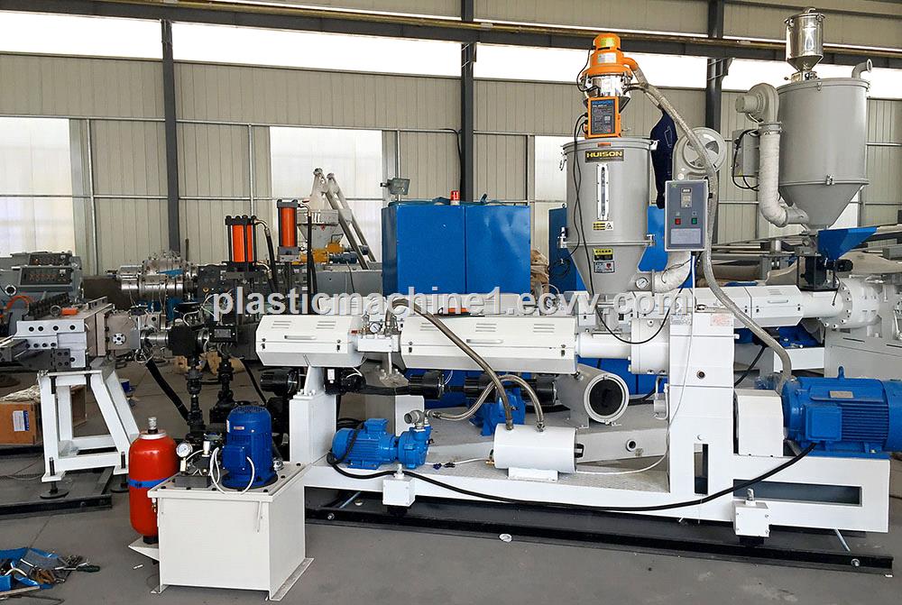 7001500mm PET sheet making machine