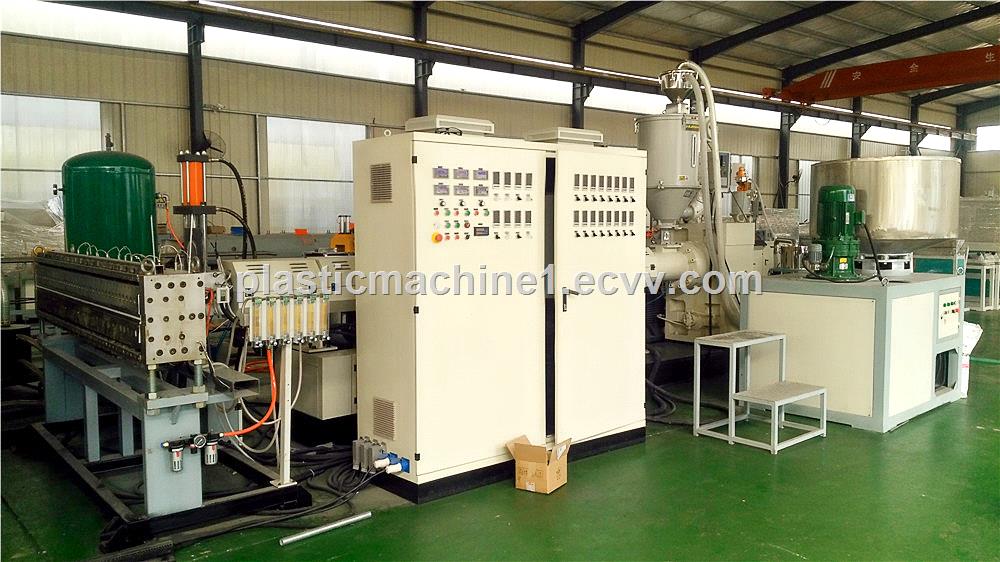 PP hollow sheet making machine