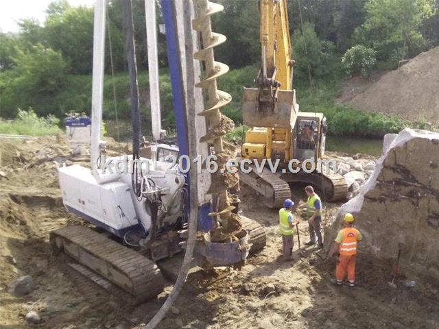 Used piling drilling rig Casagrande B 425 CFA