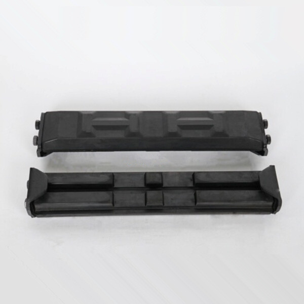 Yanmar VIO70 rubber pad for excavator grouser shoe450P154