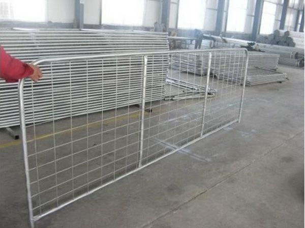 HOTDIPPED GALVANIZED TEMPORARY FENCE for FARMING