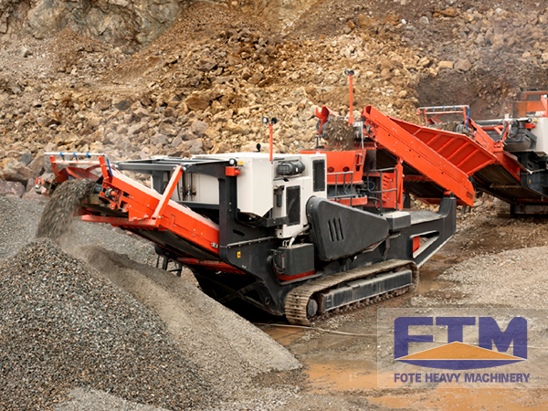 Mobile Crushing and Screening PlantAggregate Mobile Crusher