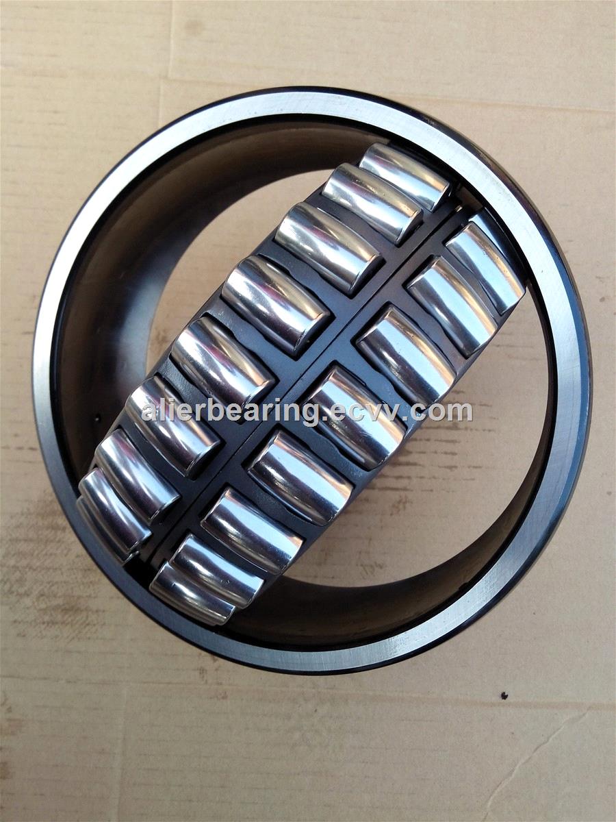 24022CCW33 Spherical roller bearing skf