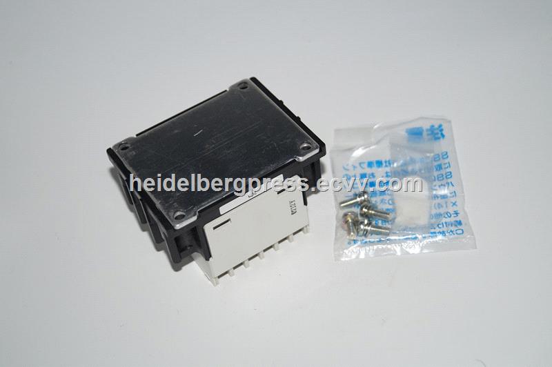 komori machine relay SS2031D2033 fuji solid state contactor machine part