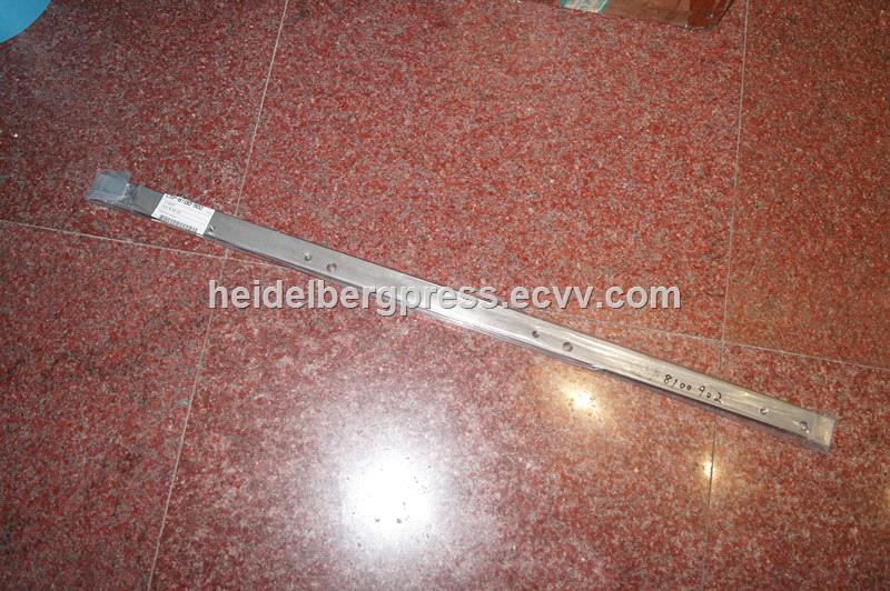 komori machine chain guide LSP 8100902 printing press machine part