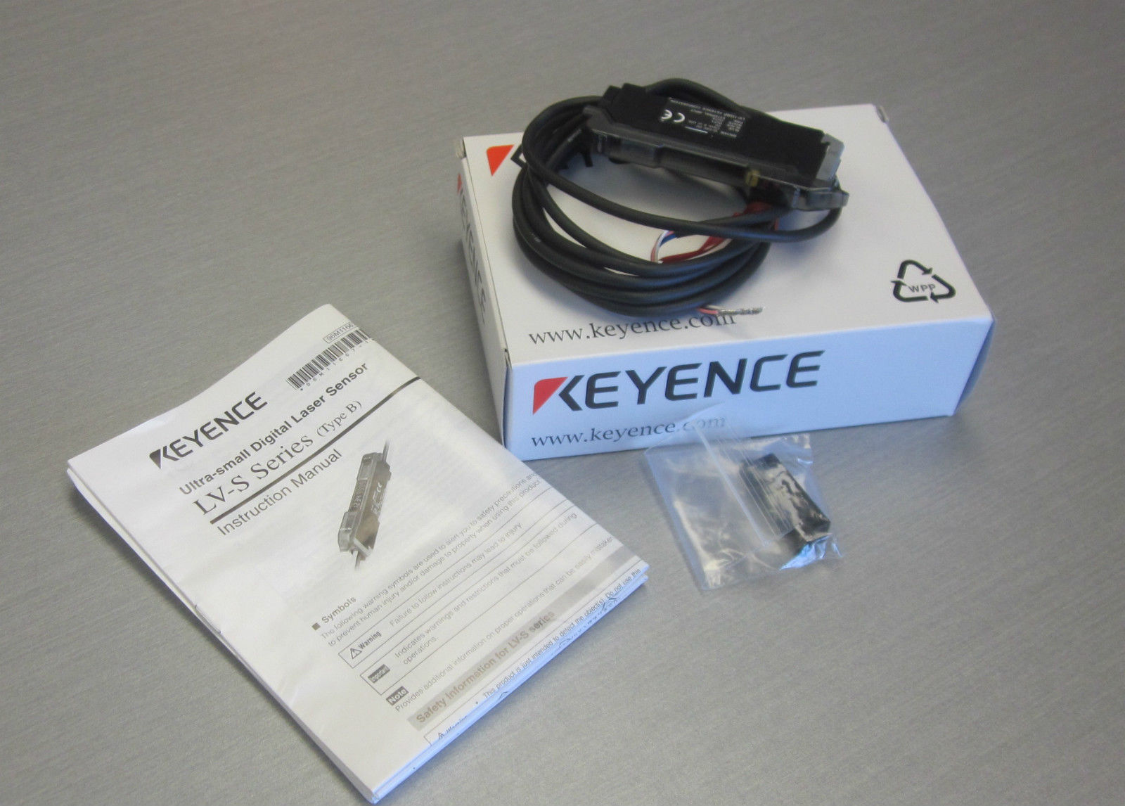 KeyencePZ42Llaser sensors