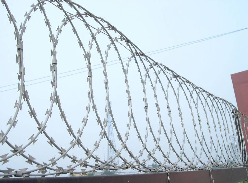 Line Formed Razor Wire