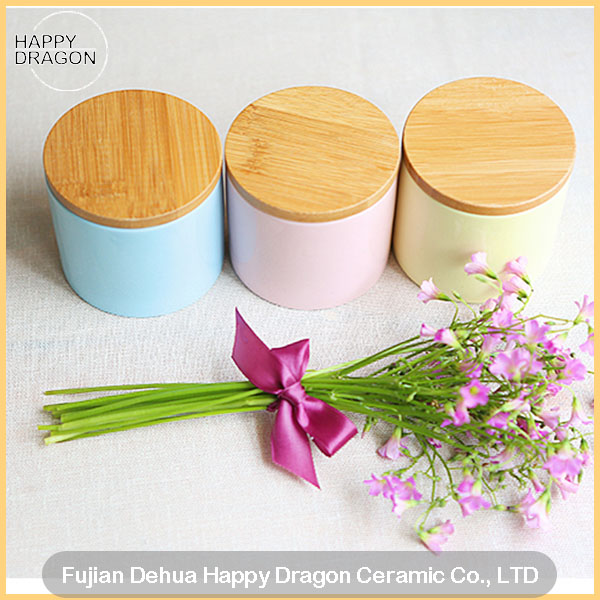 Color Glazed Ceramic Candle Canister With Wooden lid