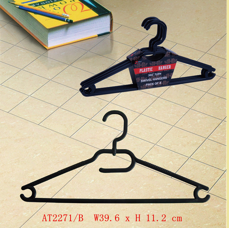 Drying clothes hanger with plastic hangers design from Chinese factory