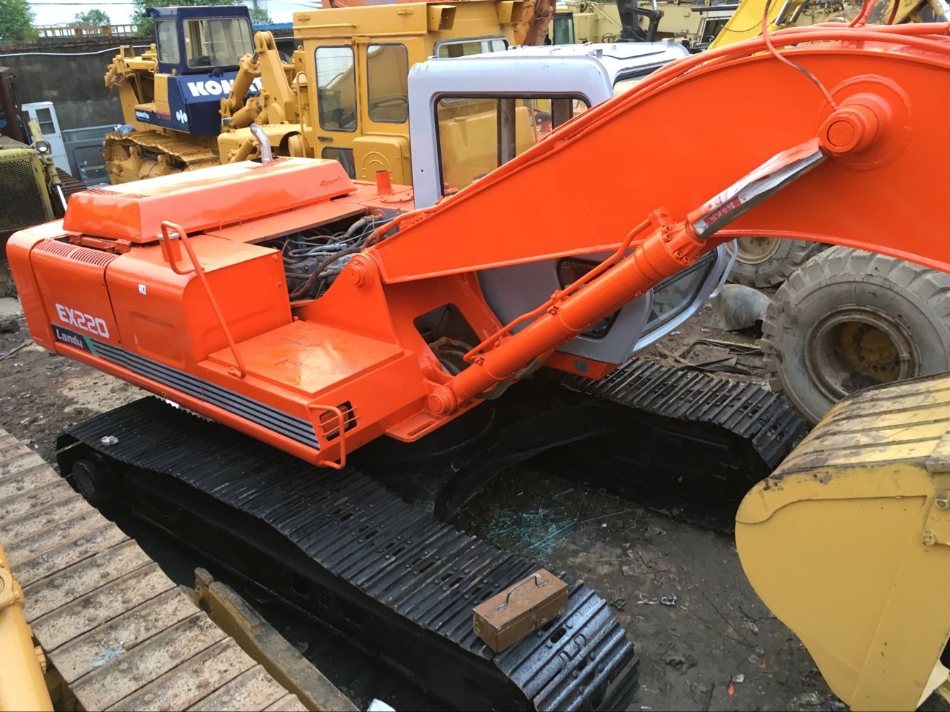 EX2001 HITACHI HYDRAULIC EXCAVATOR