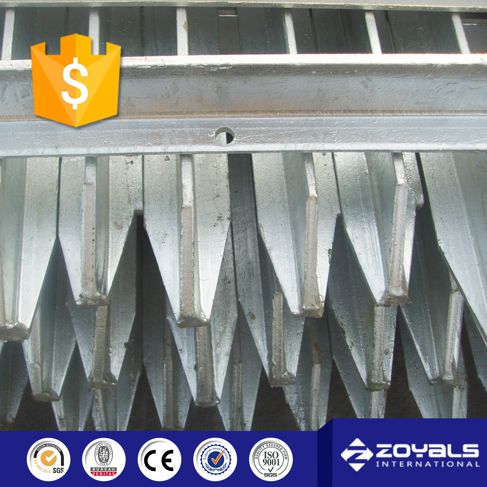 star post for wire mesh fence
