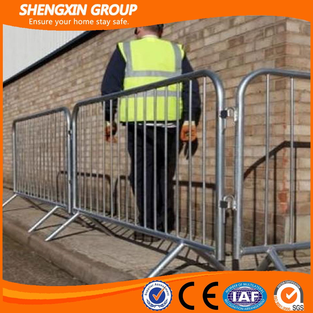 shengxin direct widely used metal welded crowd control safety barricade