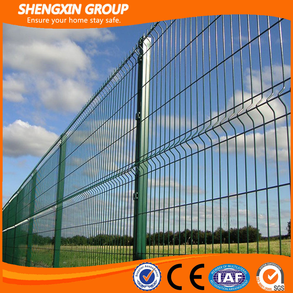 Lowest price galvanized welded wire mesh fence panel