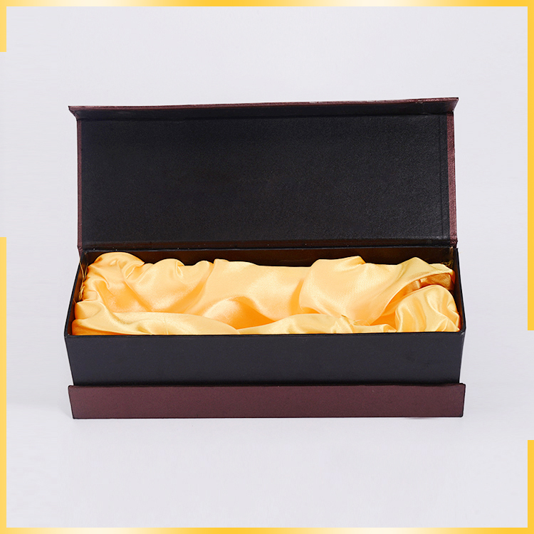 Most popular items manufacturer custom luxury square cardboard paper wine boxes satin lined for packaging gift