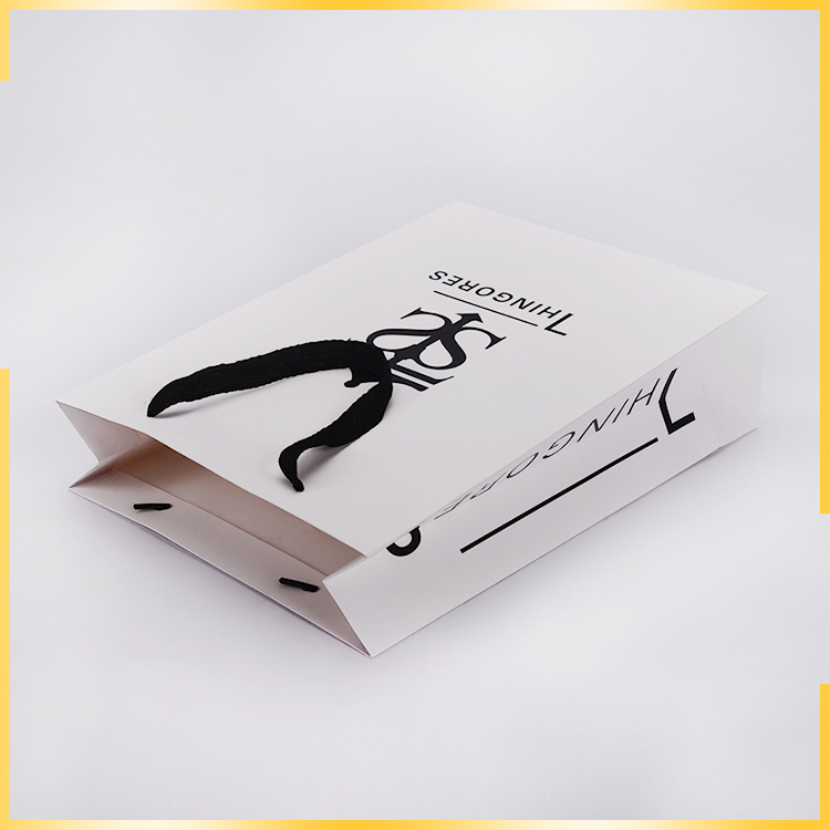 HighEnd waterproof custom classic white coated with black design printed paper bag for hot selling