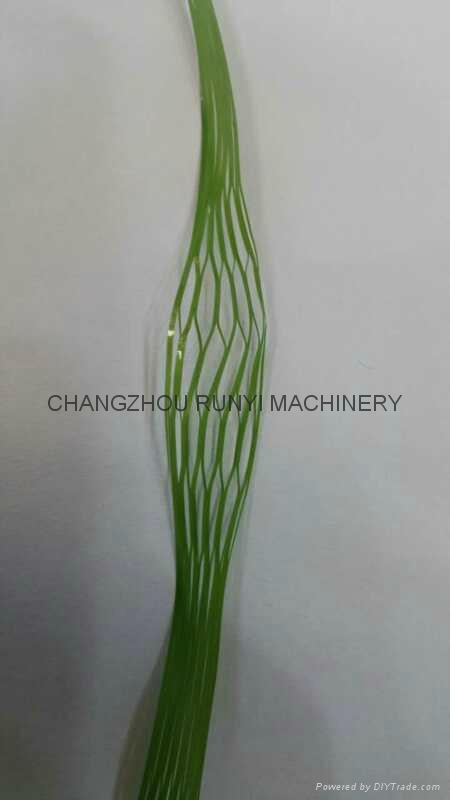 Fibrillated Extrusion Machine for artificial grass