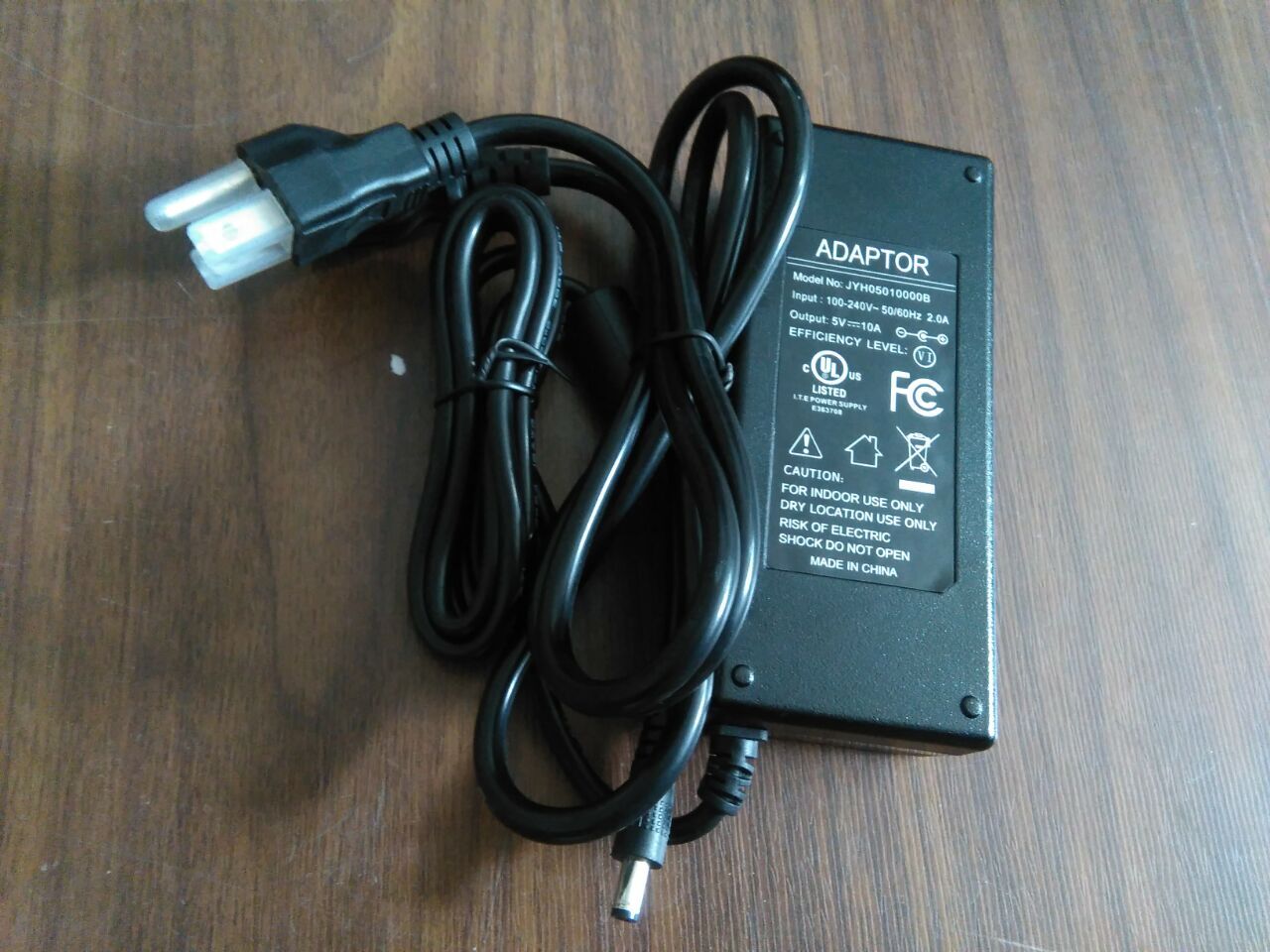 cULFCC Certified 5V 10A 50W Switching Power SupplyPower Adaptor with DC Connector5521