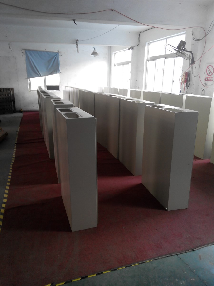 Electrical cabinet IP65 500400200 sigle door