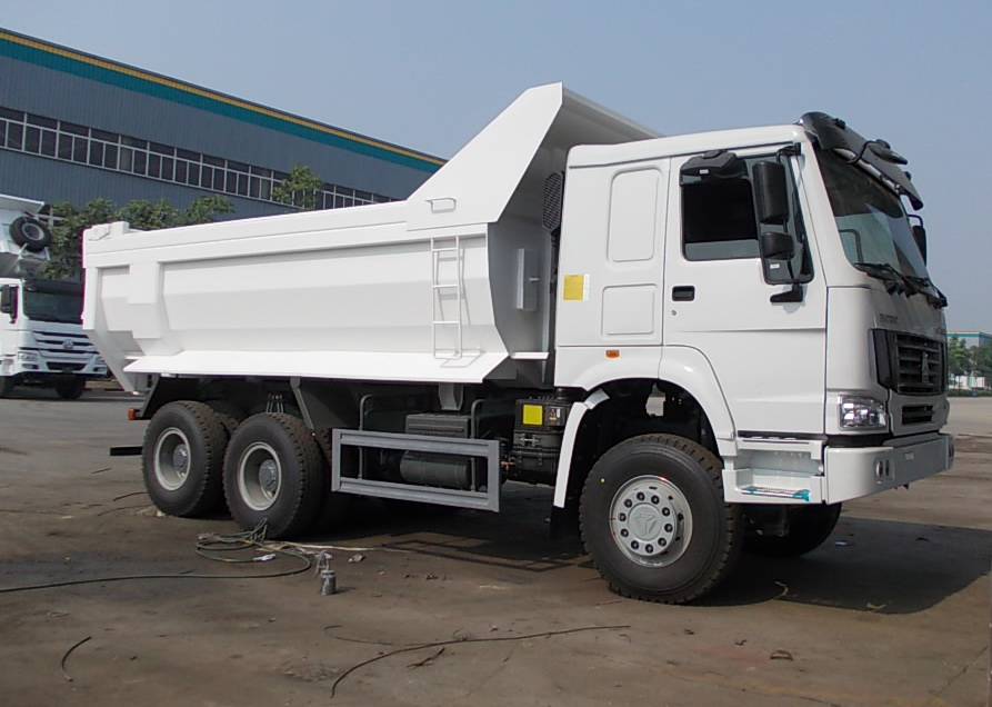 SINOTRUK HOWO DUMPER TIPPER TRUCK