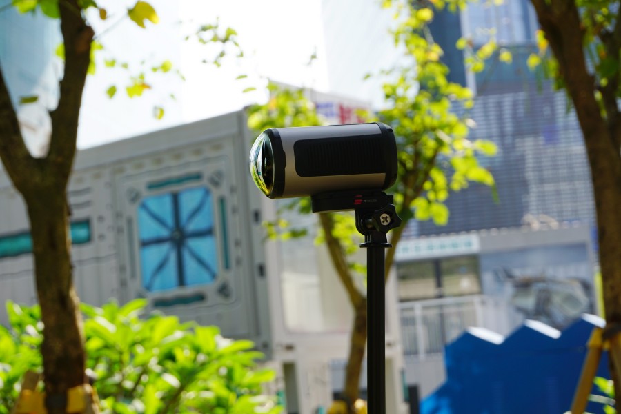 Built in Gimbal Action Camera