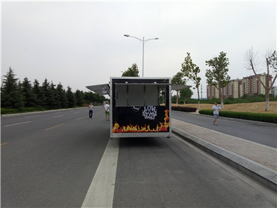 Four Wheels Ice Cream Truck with High Quaiity with CE