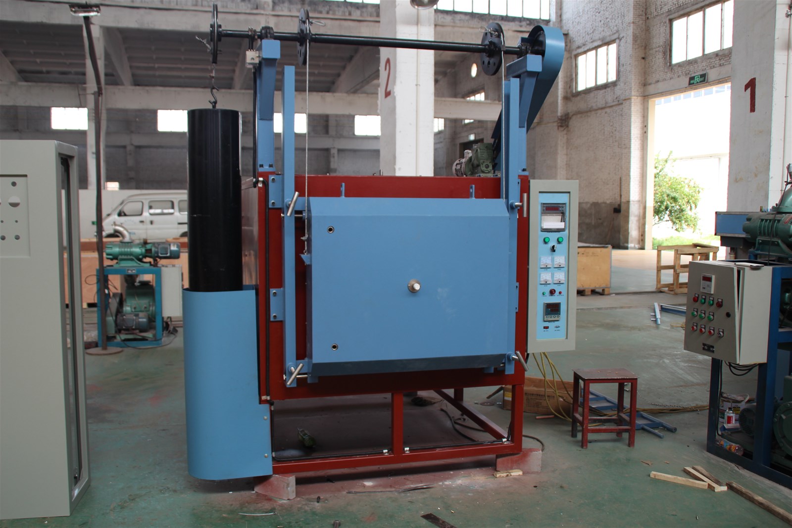 Industrial Vacuum Atmosphere FurnaceIndustrial Furnace