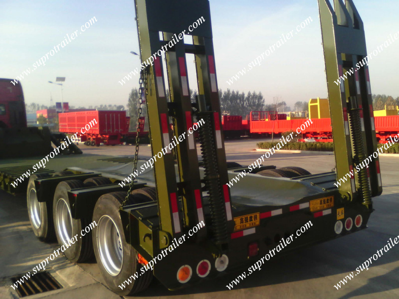 Low loader trailer Tri axle trailer Lowbed trailer