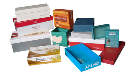Hot melt adhesive for carton sealing