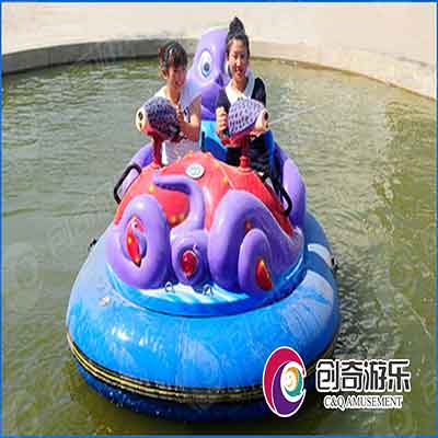 2017 new design bumper boat hot sale Octopus splash battle boat