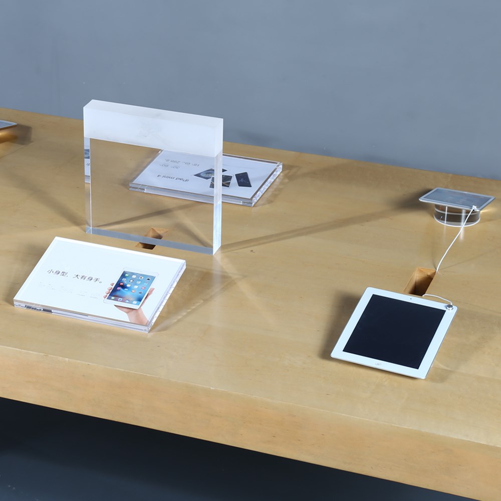 China hot sale antislip tablet PC acrylic display holder for ipad mini show