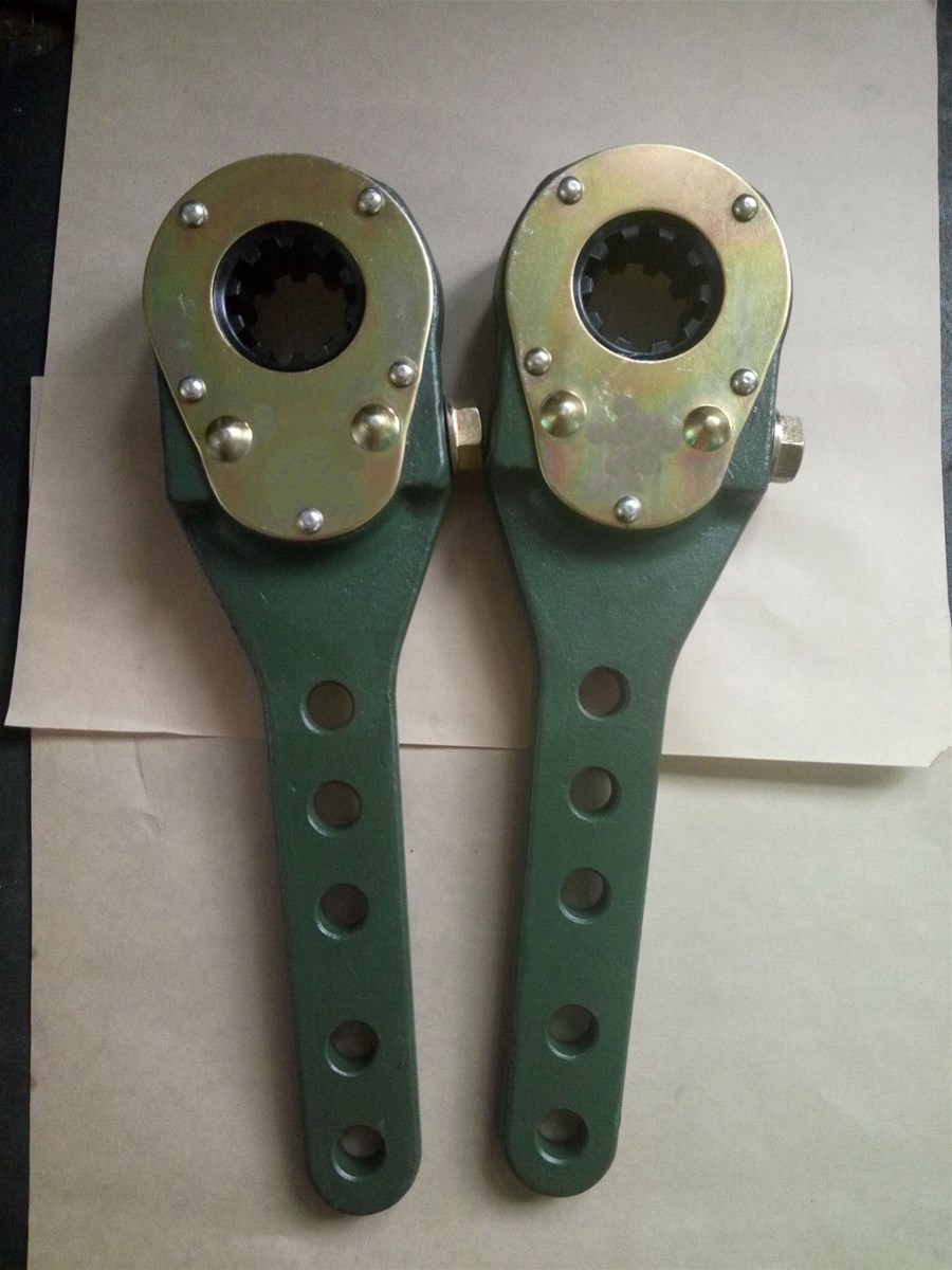 heavy duty truck and trailer parts manual slack adjuster for sale OEM 0517465220