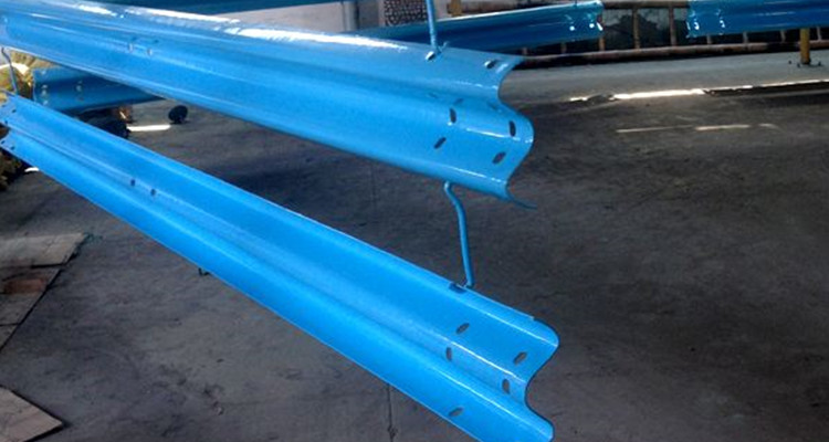 Steel Corrugated W Beam Highway Guardrail with Crash Barrier