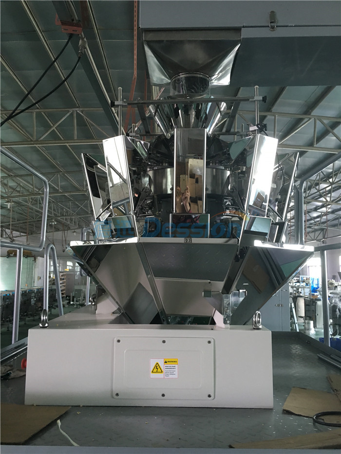 Automatic nitrogen flushing snaks potato chips packaging machine