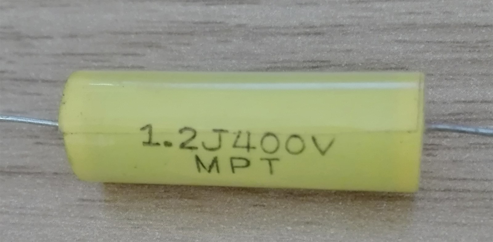 Metallized polypropylene film capacitor Axial type