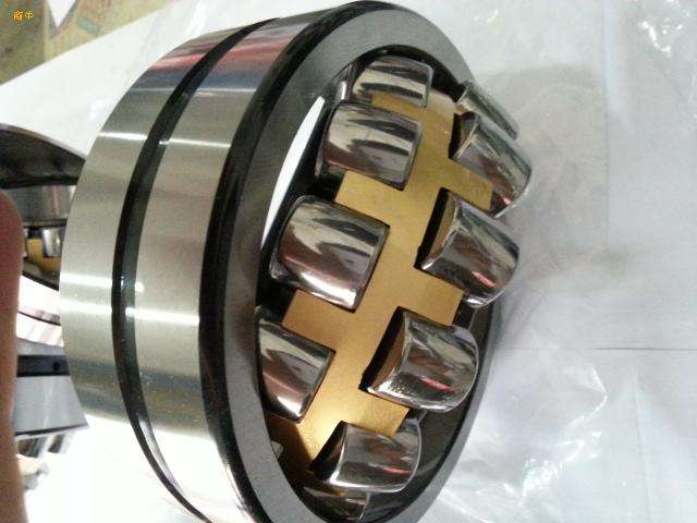 Spherical selfaligning roller bearing22334