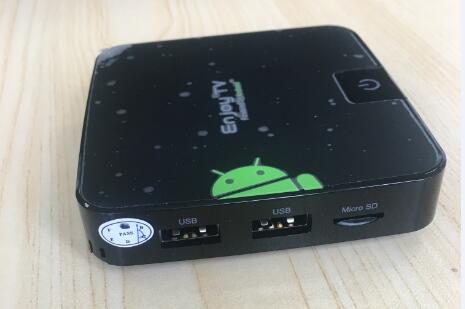 Geniatech Android TV Box ATV495X
