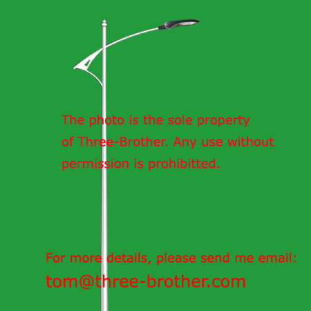 Single arm lighting pole TBP25