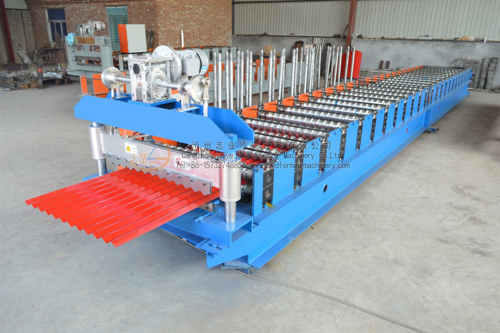 CNC Corrugated Metal Roofing Sheet Machine