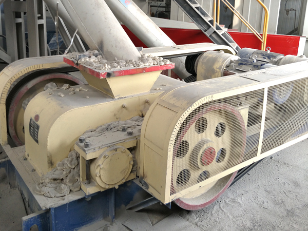 Small Size Double Roll CrushersDouble Teeth Roller Crusher Capacity
