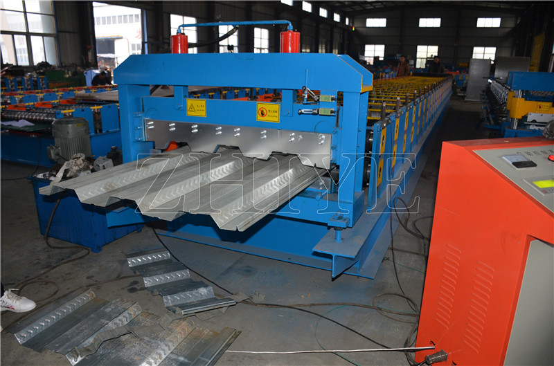 Floor Deck Roll Forming Machine